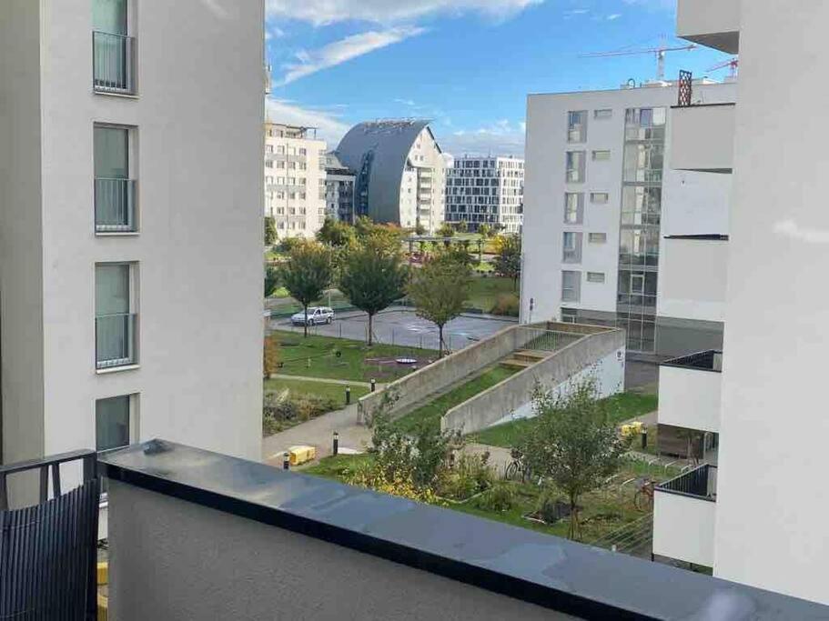 Moderne Wohnung In Der Toplage Inkl. Garage Wien Exterior foto